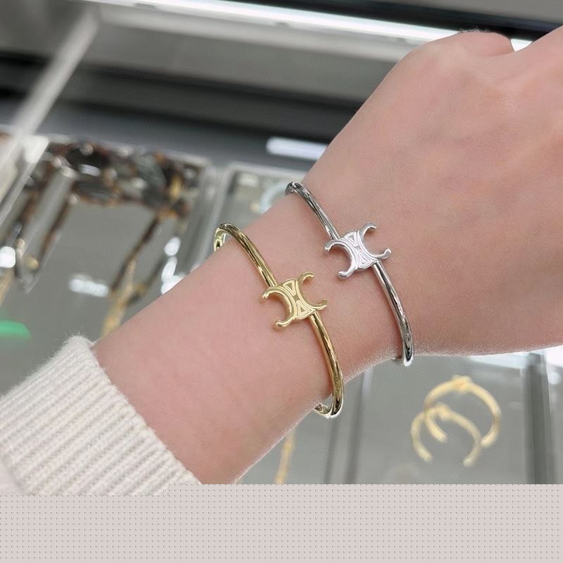 Ce**e bracelets